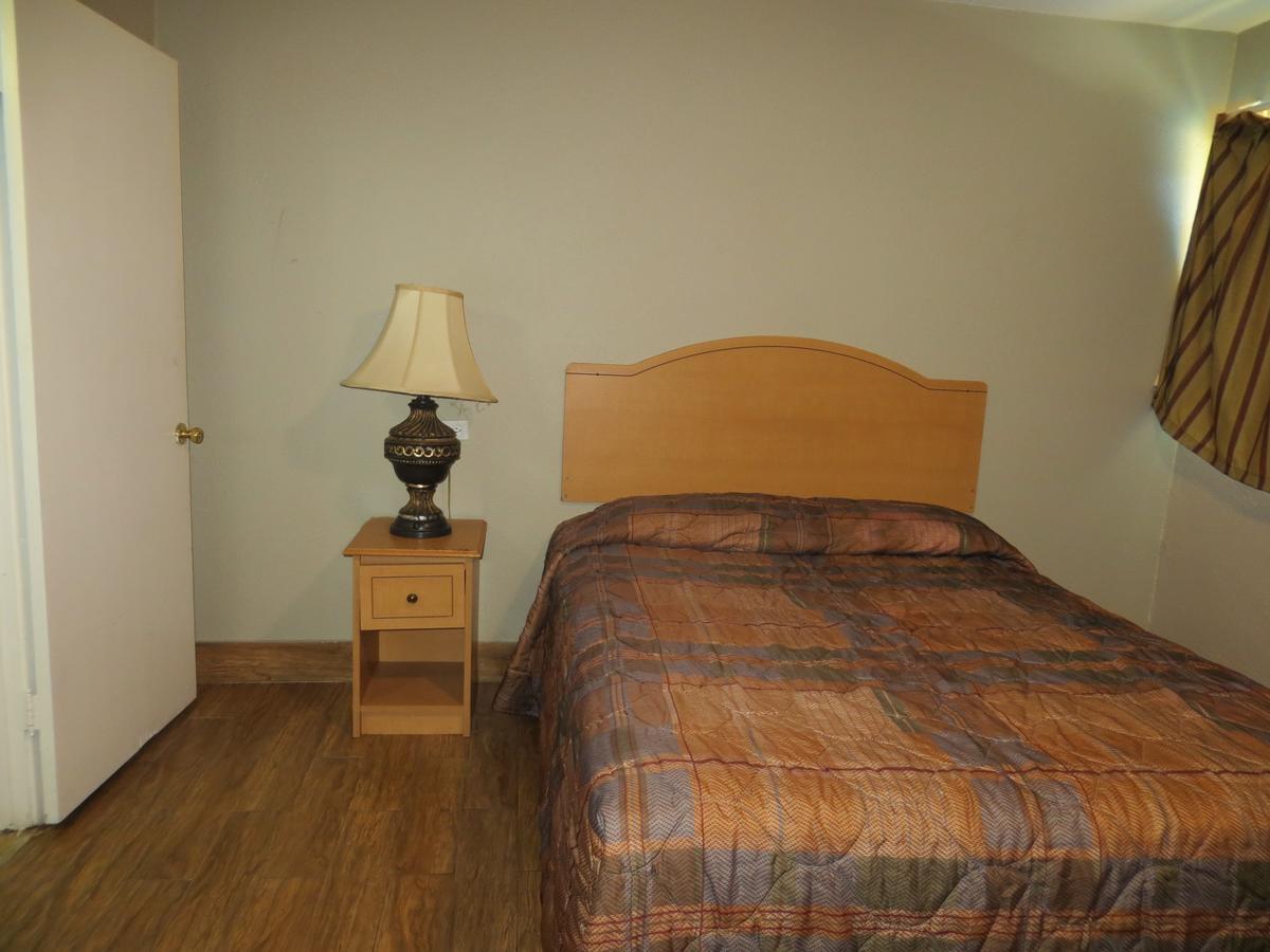 Paradise Inn Bay City Extérieur photo