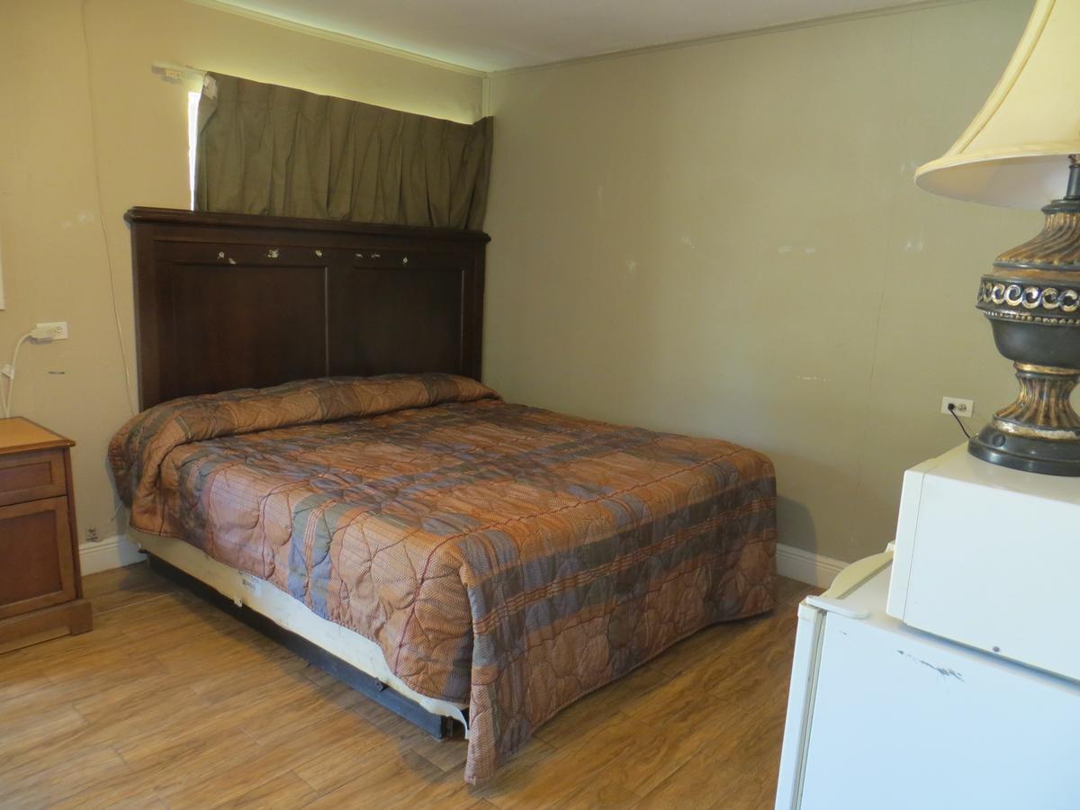 Paradise Inn Bay City Extérieur photo