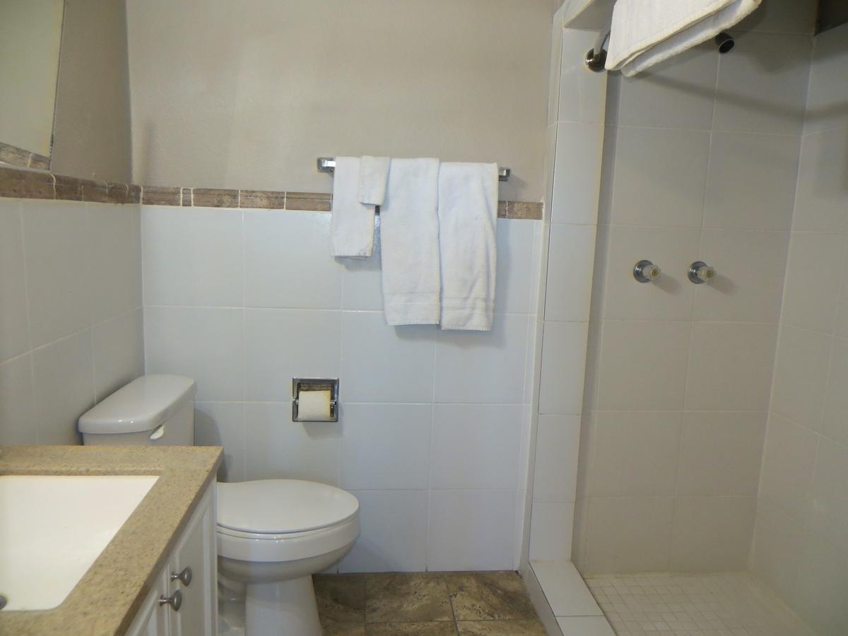 Paradise Inn Bay City Extérieur photo